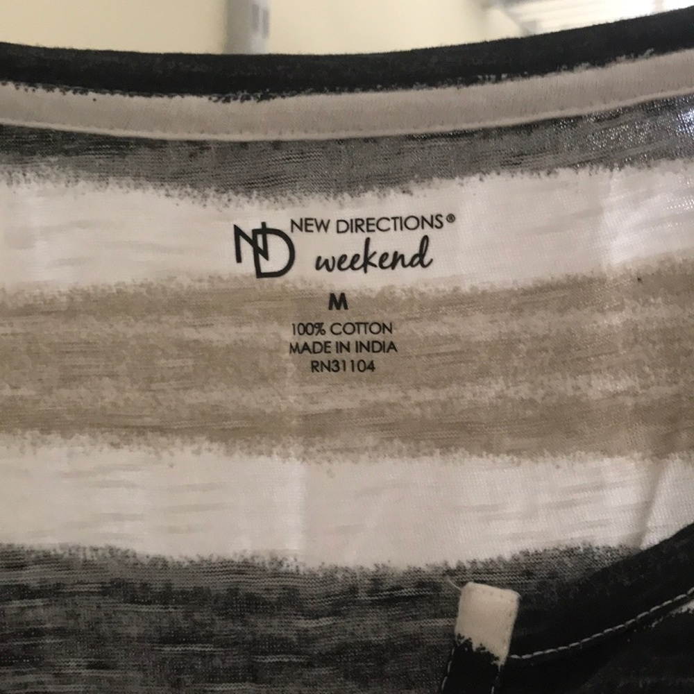Ladies t-shirt - Picture 2 of 3